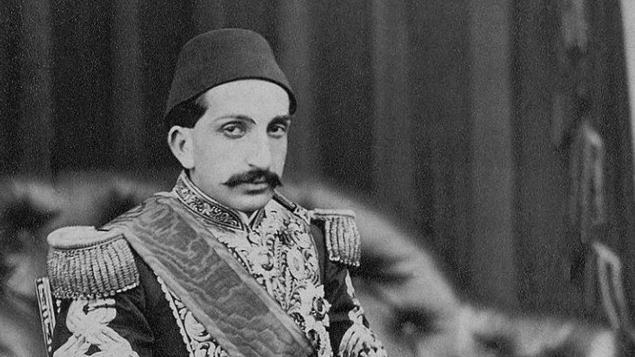 Abdülhamit I. Meşrutiyet'i neden ilan etti?