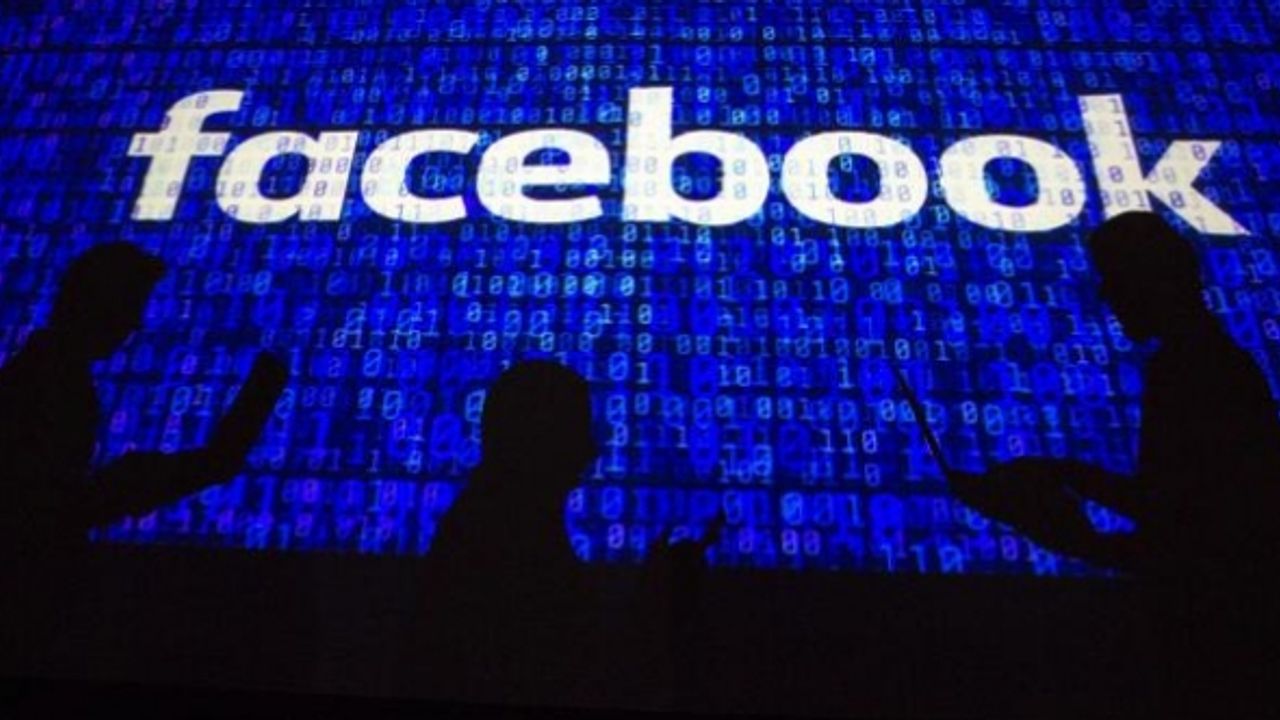 Facebook çoklu profil özelliğini test ediyor