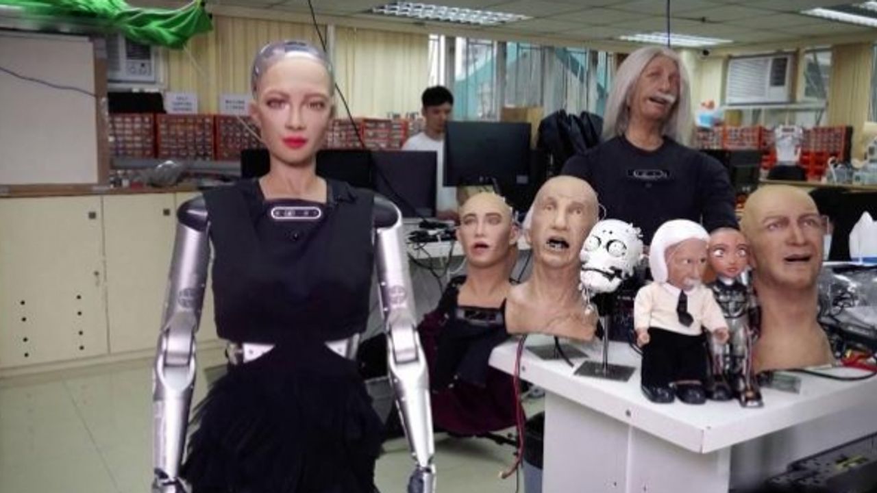 Google, yapay zekanın duyguları olduğunu söyleyen mühendisi kovdu