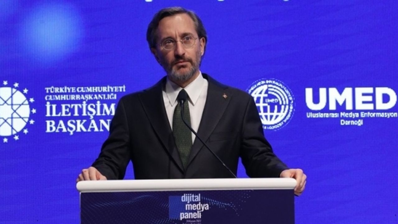 "Yalanın, terör propagandasının, nefret söyleminin ve sistematik dezenformasyonun özgürlüğü olamaz"