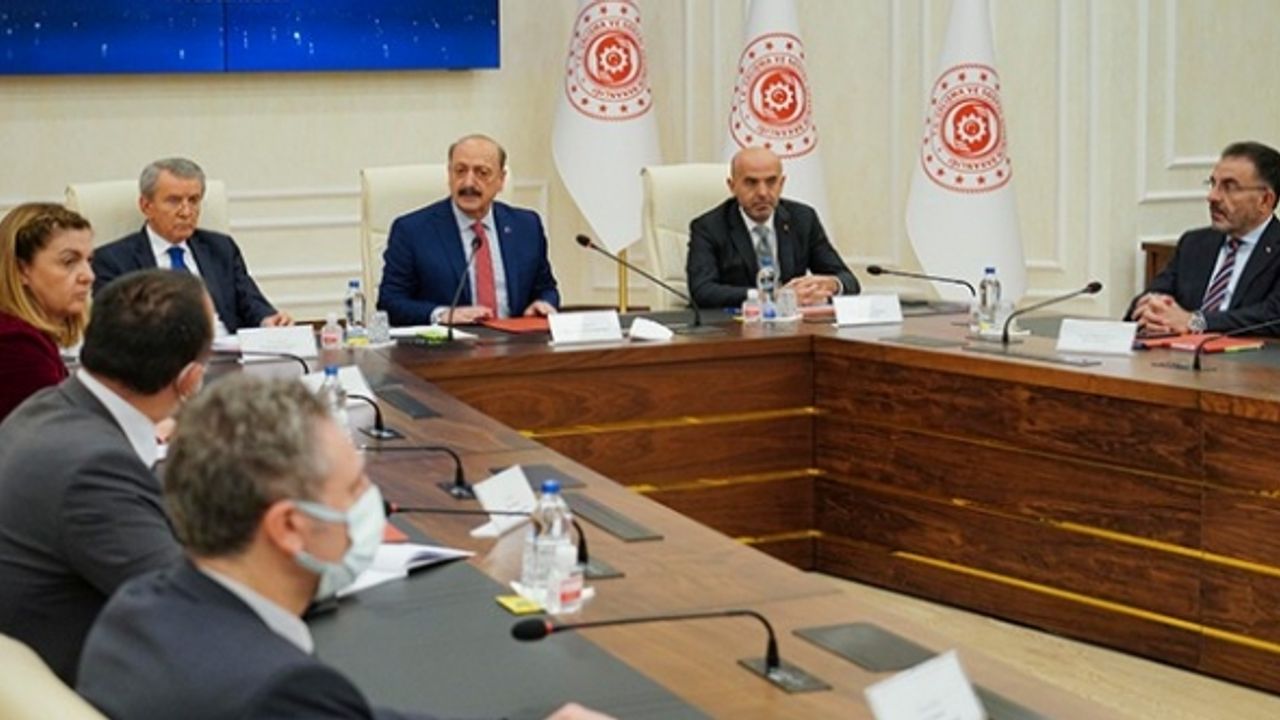 Asgari ücrette gözler üçüncü toplantıya çevrildi