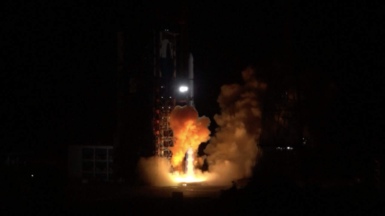 Çin, "Yaogan-36" askeri istihbarat uydularını uzaya gönderdi