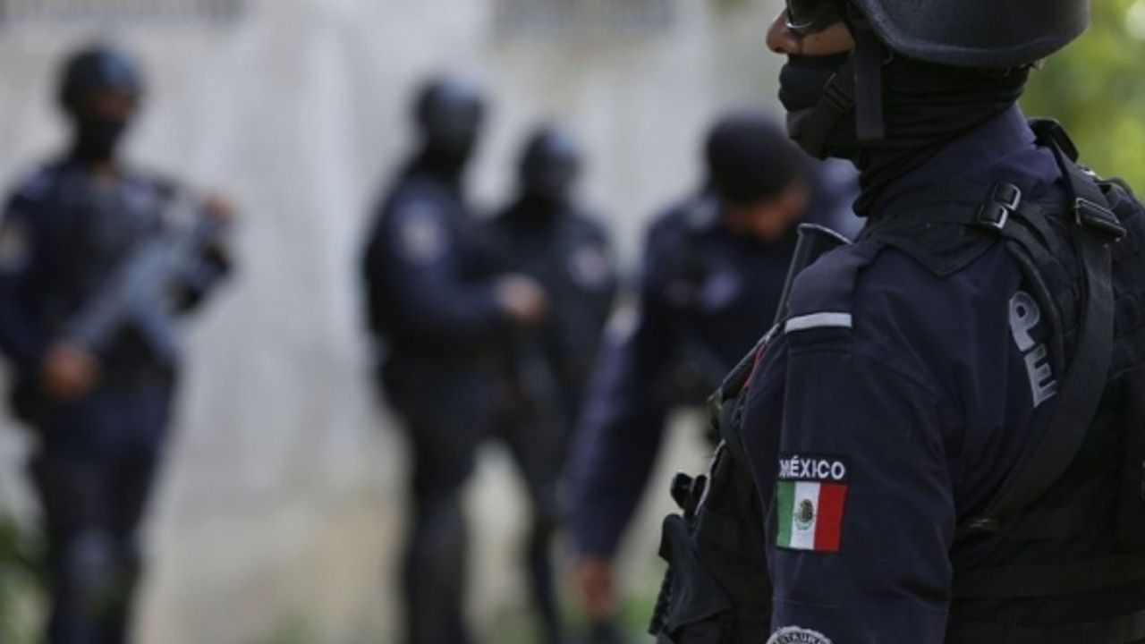 Meksika'da polisin çetelere yönelik operasyonunda 5 kişi öldü