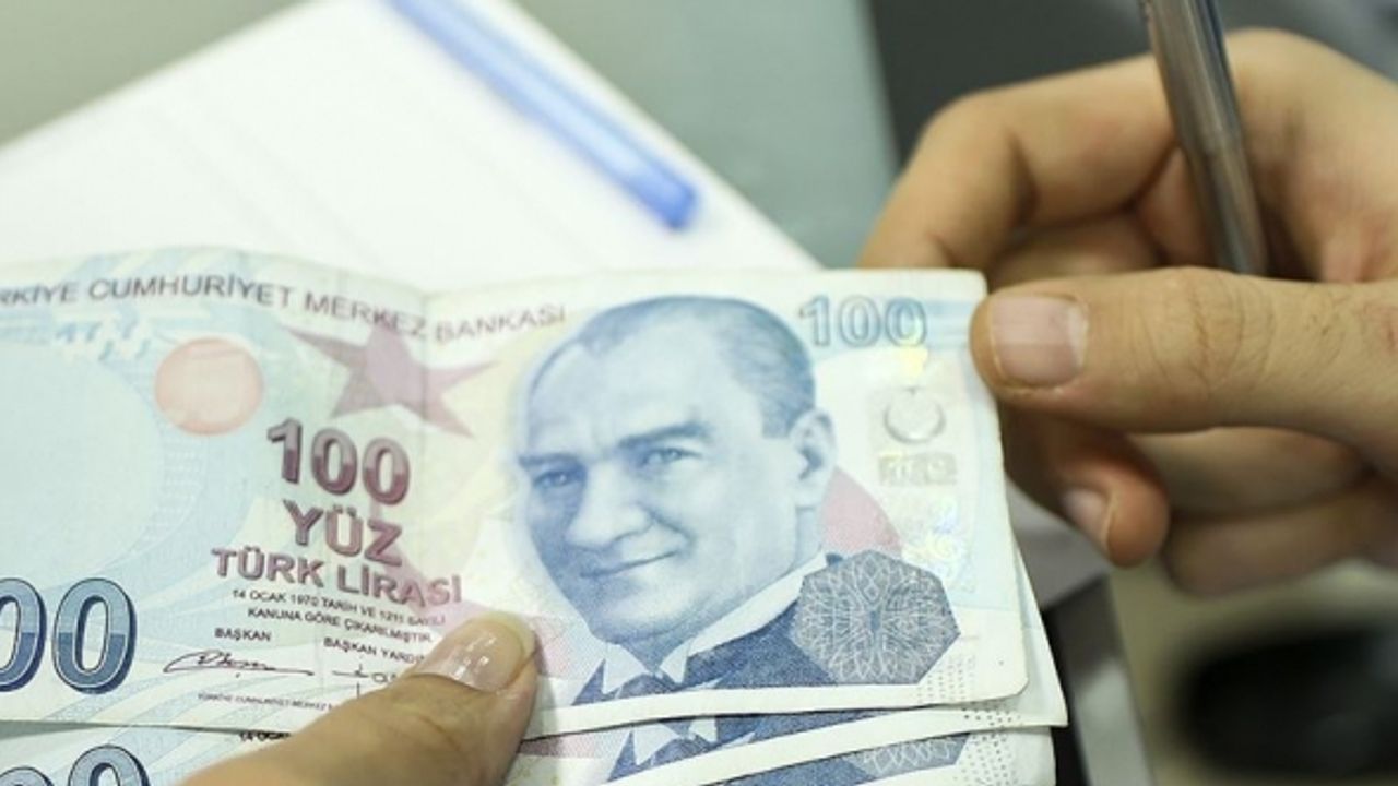 Öğrencilerin üç aylık burs-kredi ödemeleri başladı