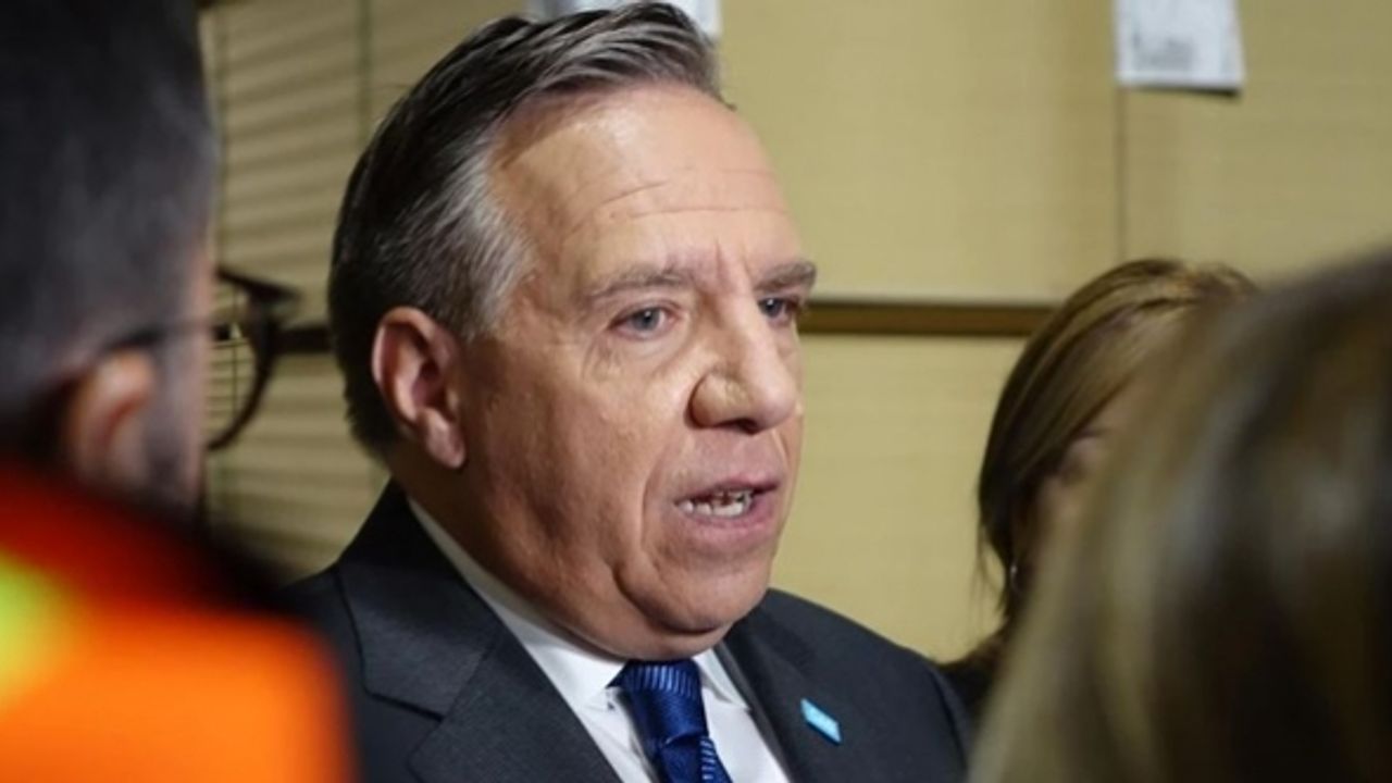 Quebec Başbakanı Legault, artık Kral III. Charles'a yemin etmek istemiyor