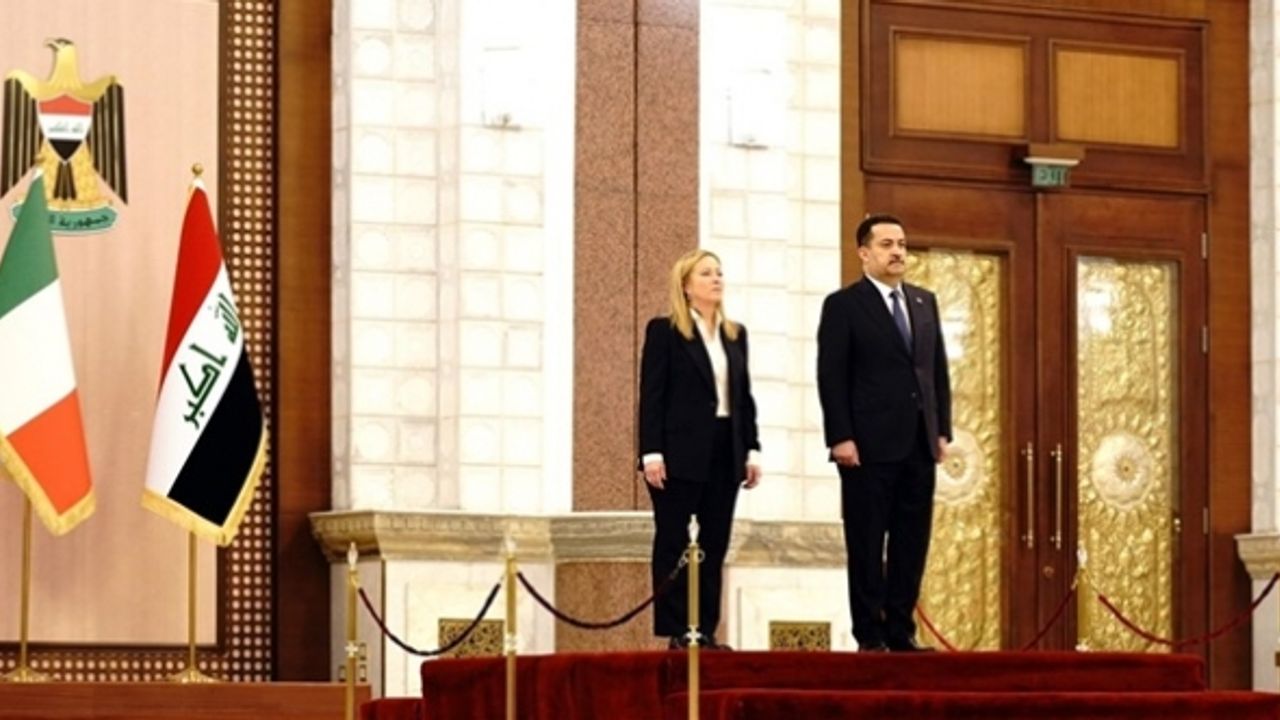 Sosyal medya çalkalandı: İtalya bayrağı yerine İrlanda bayrağı kullanıldığı iddia edildi