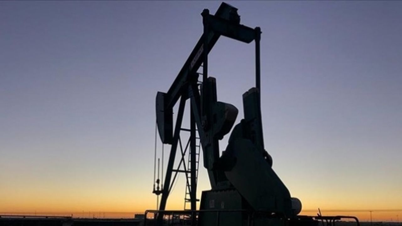 ABD, ticari ham petrol stoklarını artırdı