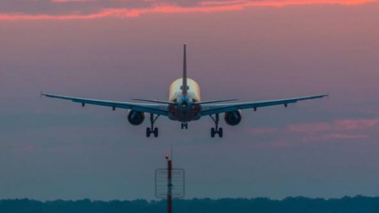 Avrupa'nın başkentinde gece uçuşu yasaklanıyor