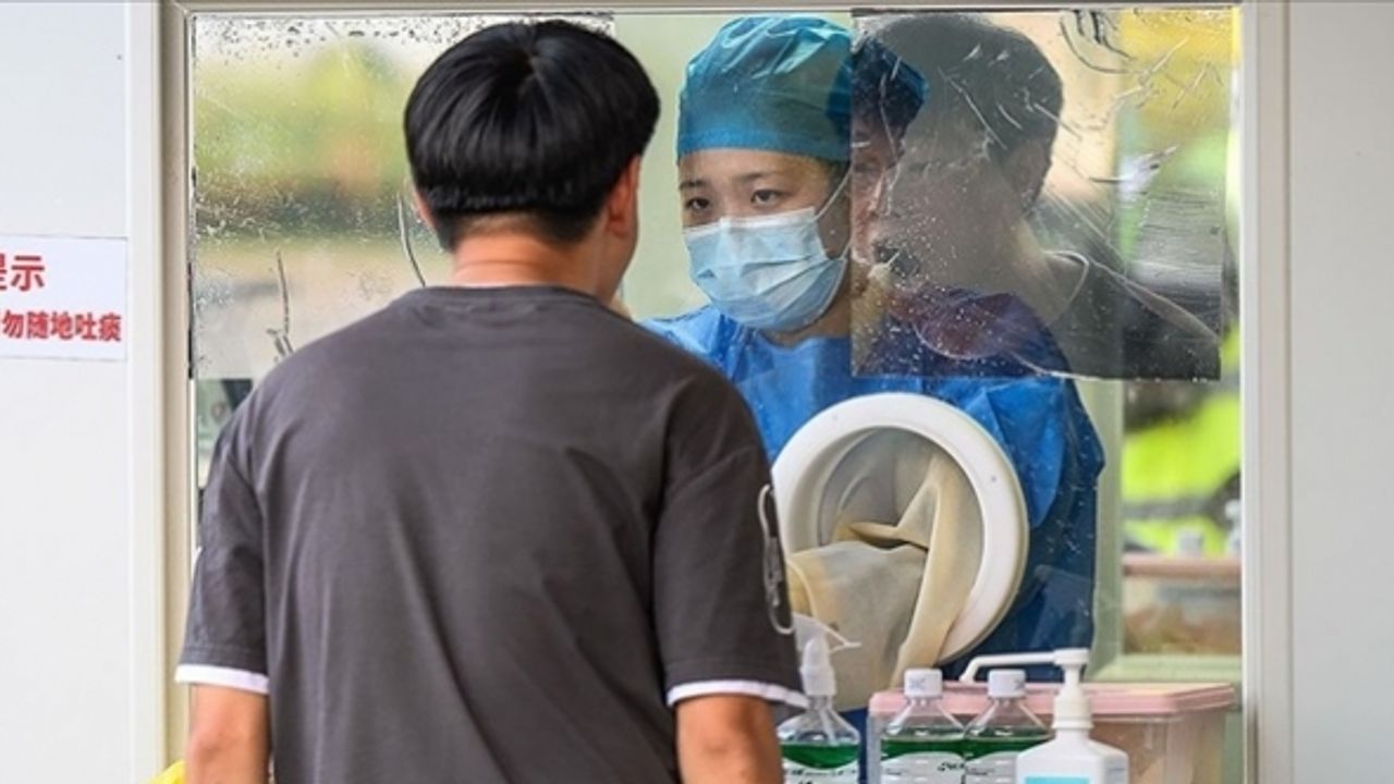 Çin'de Kovid-19 salgınında hasta sayısı ve ölümler azaldı