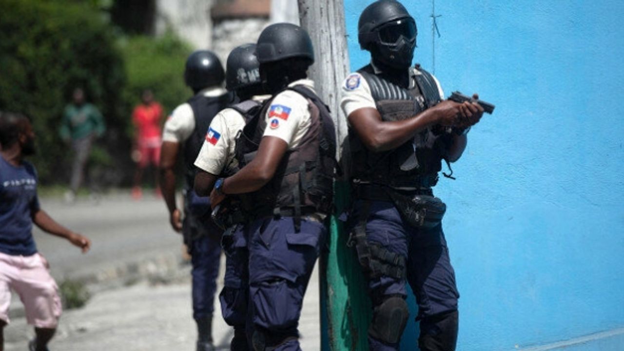 Haiti'de polisler Başbakan'ın evine saldırdı