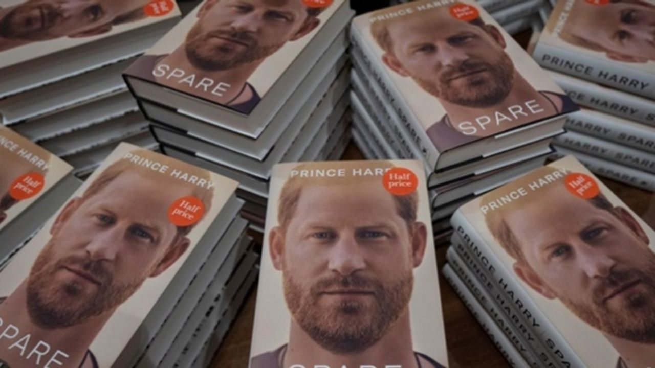Prens Harry’nin kitabı Whatsapp'ta ücretsiz dağıtılıyor