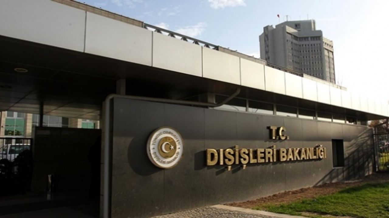 Türkiye, İsveç'te Kur'an-ı Kerim yakılmasını şiddetle lanetledi