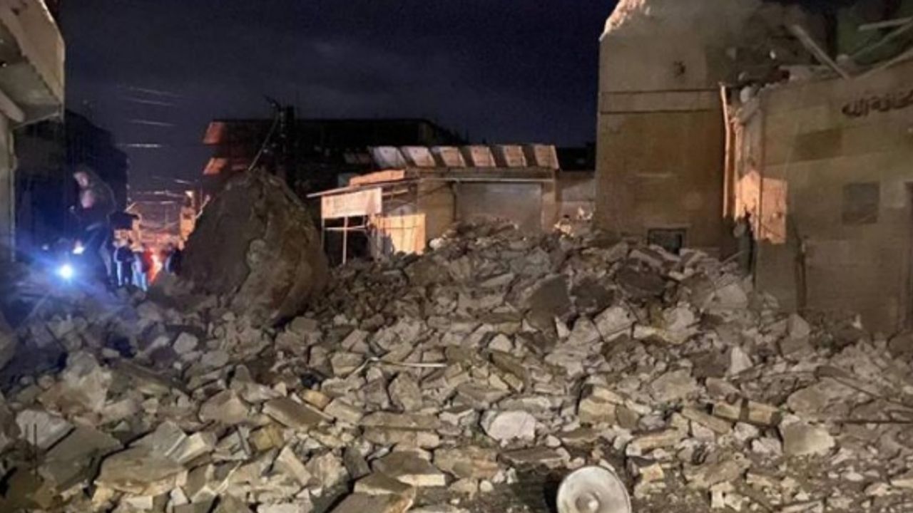 Deprem Suriye'yi de vurdu: 230 kişi hayatını kaybetti
