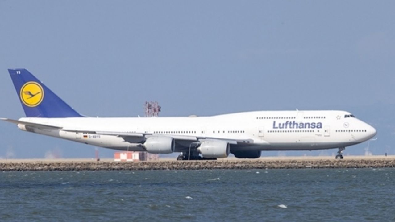 Grev, Frankfurt ve Münih havalimanlarındaki uçuşları iptal ettirdi