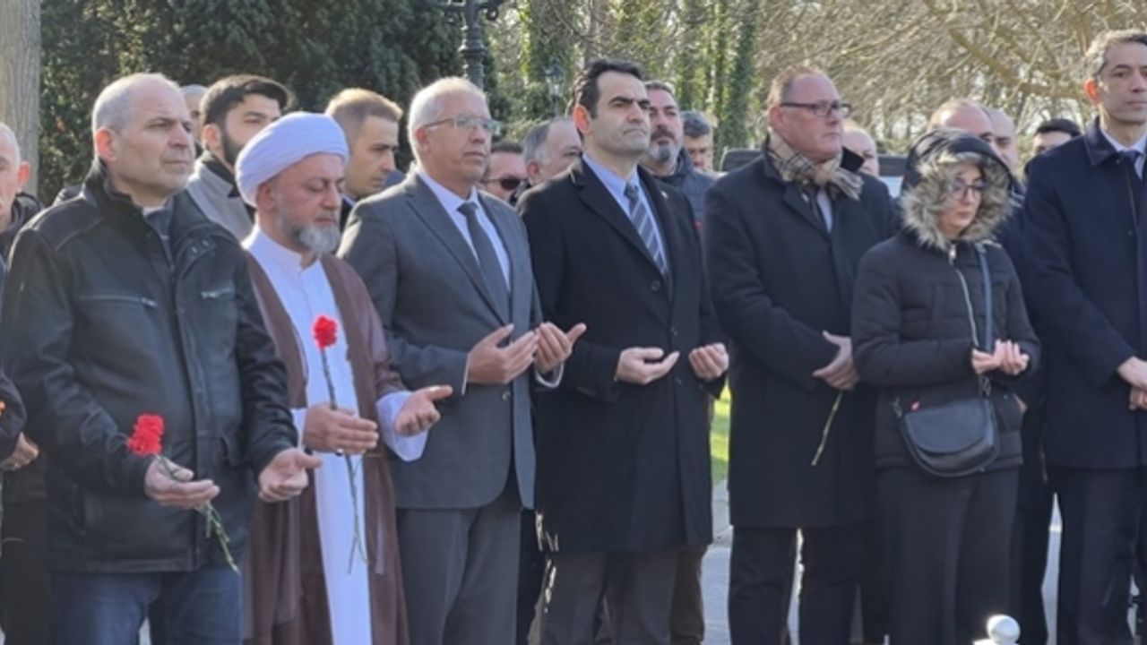 Hocalı Katliamı ve Kahramanmaraş merkezli depremlerde hayatını kaybedenler Hollanda'da anıldı