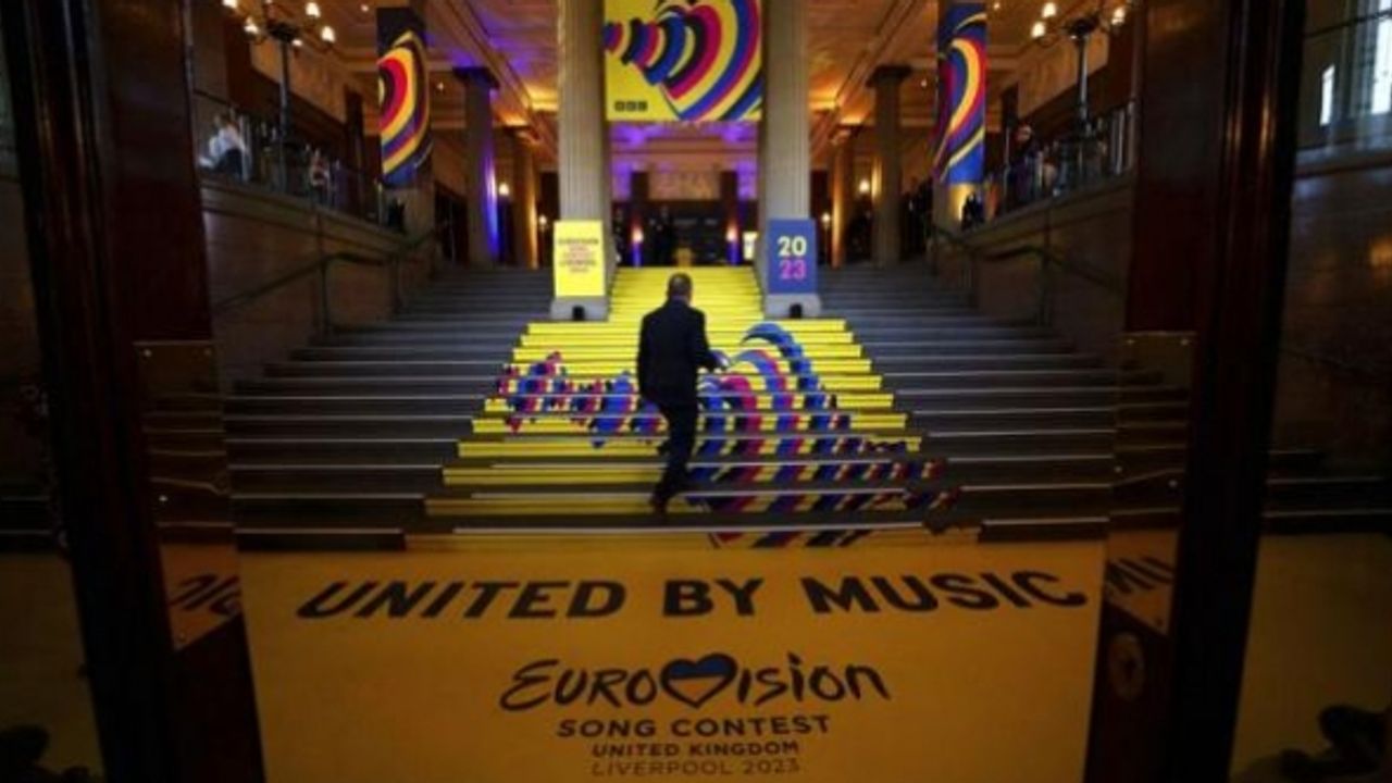İngiltere, savaş nedeniyle yerlerinden edilen Ukraynalılara 3 bin Eurovision bileti verecek
