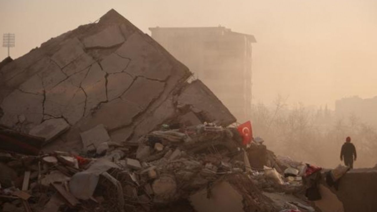 Japonya Öz Savunma Kuvvetleri personeli ve uçağı Türkiye'ye gönderilecek