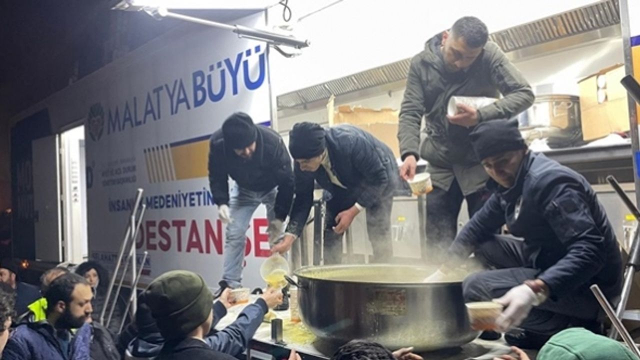 Kahramanmaraş merkezli depremlerde can kaybı bin 762'ye yükseldi