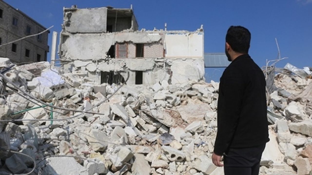 Kahramanmaraş merkezli depremlerden etkilenen Suriye'de can kayıpları artıyor