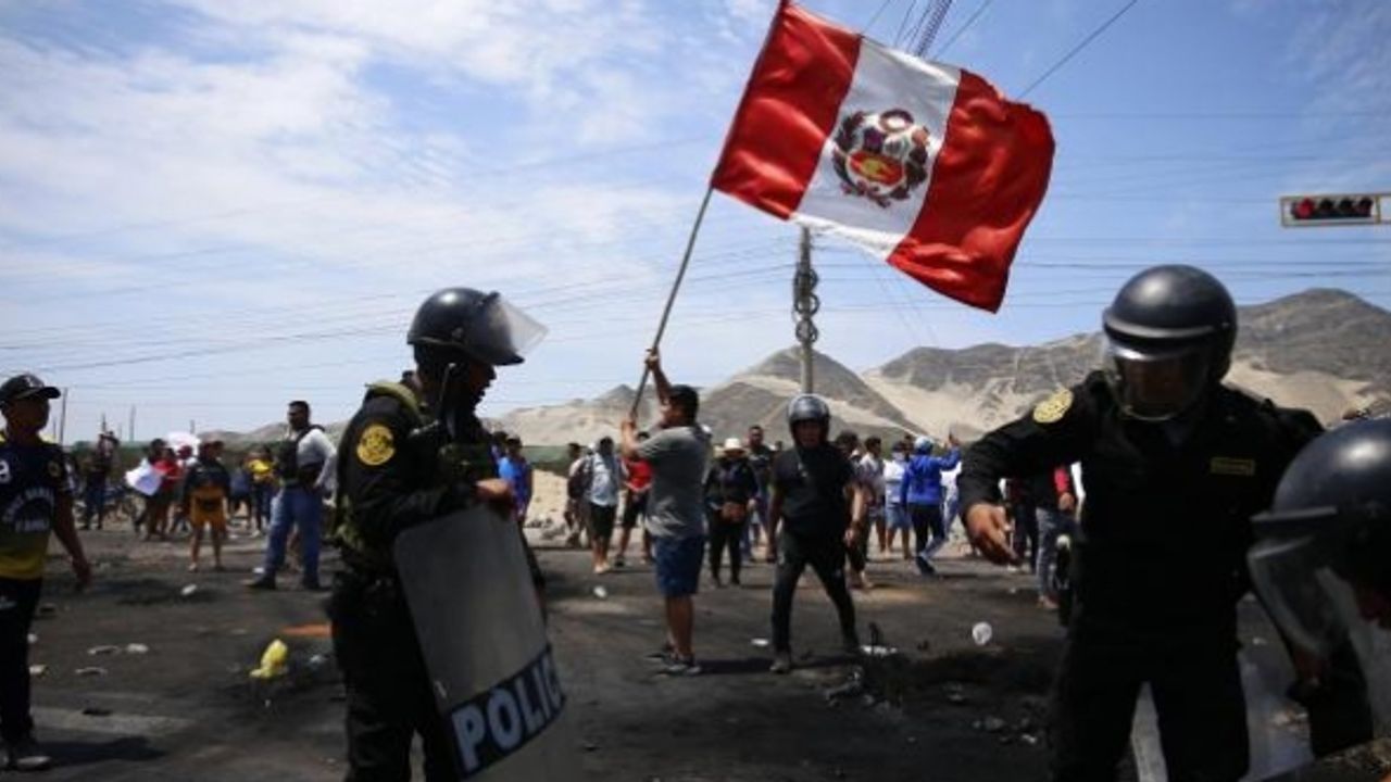 Peru'da erken seçim talebi Kongre tarafından üçüncü kez reddedildi