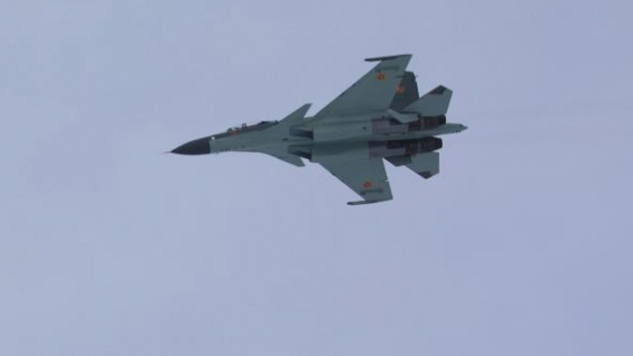 Alman uçakları Rus uçaklarına karşı havalandı