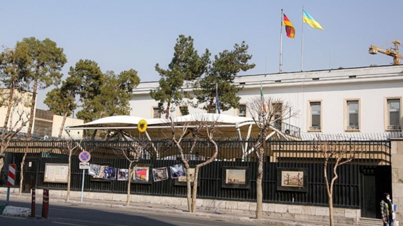 İran ile Almanya arasında diplomat gerilimi