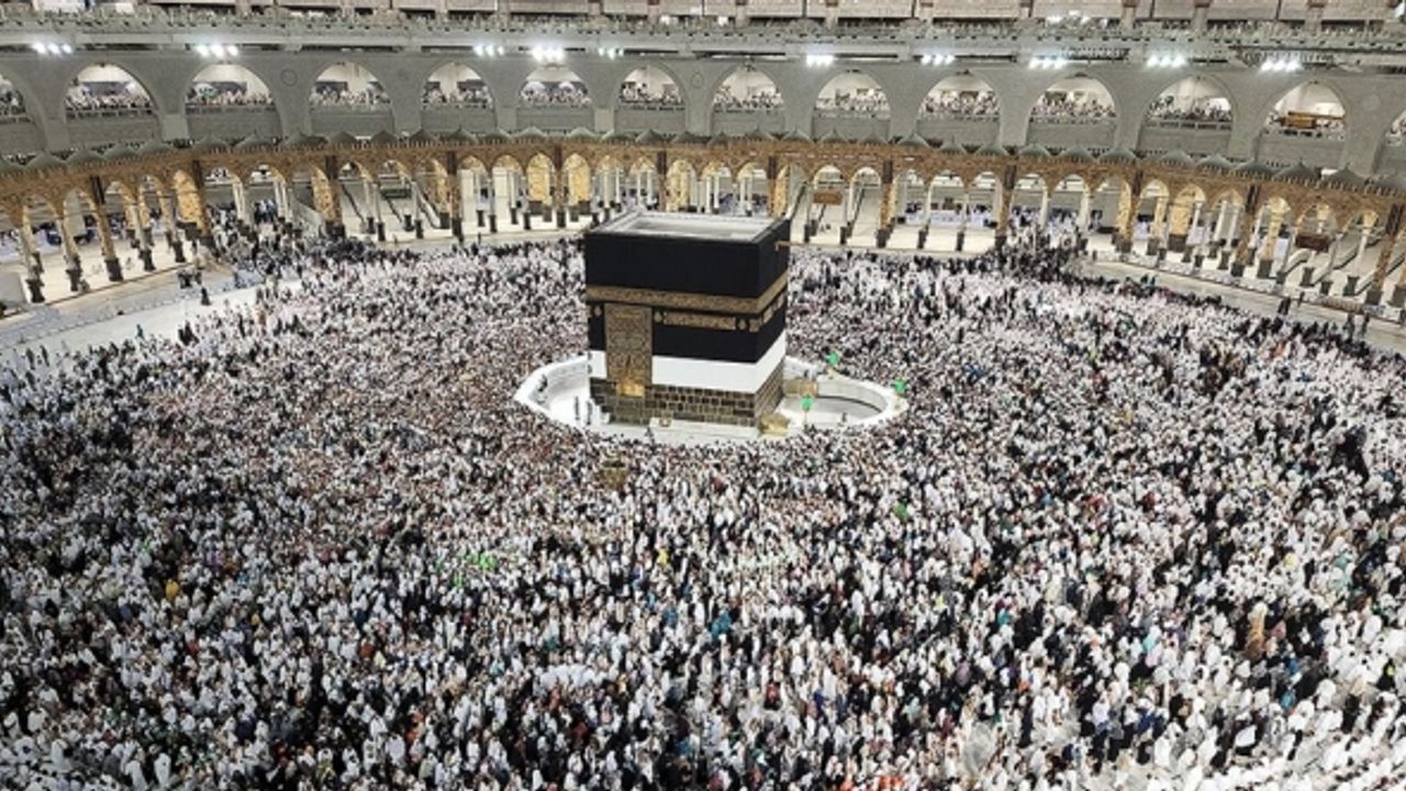 Suudi Arabistan'dan Umre ile ilgili yeni karar