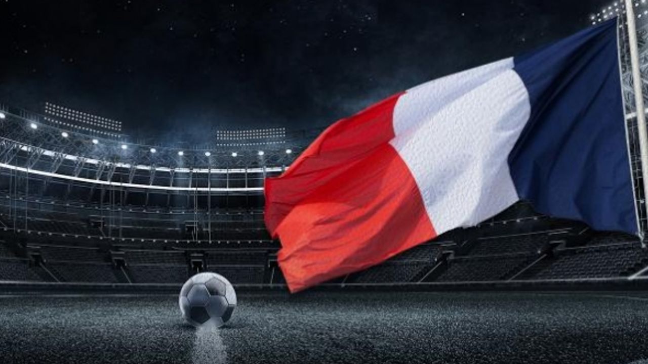 Fransa'da futbolculara oruç açma yasağı
