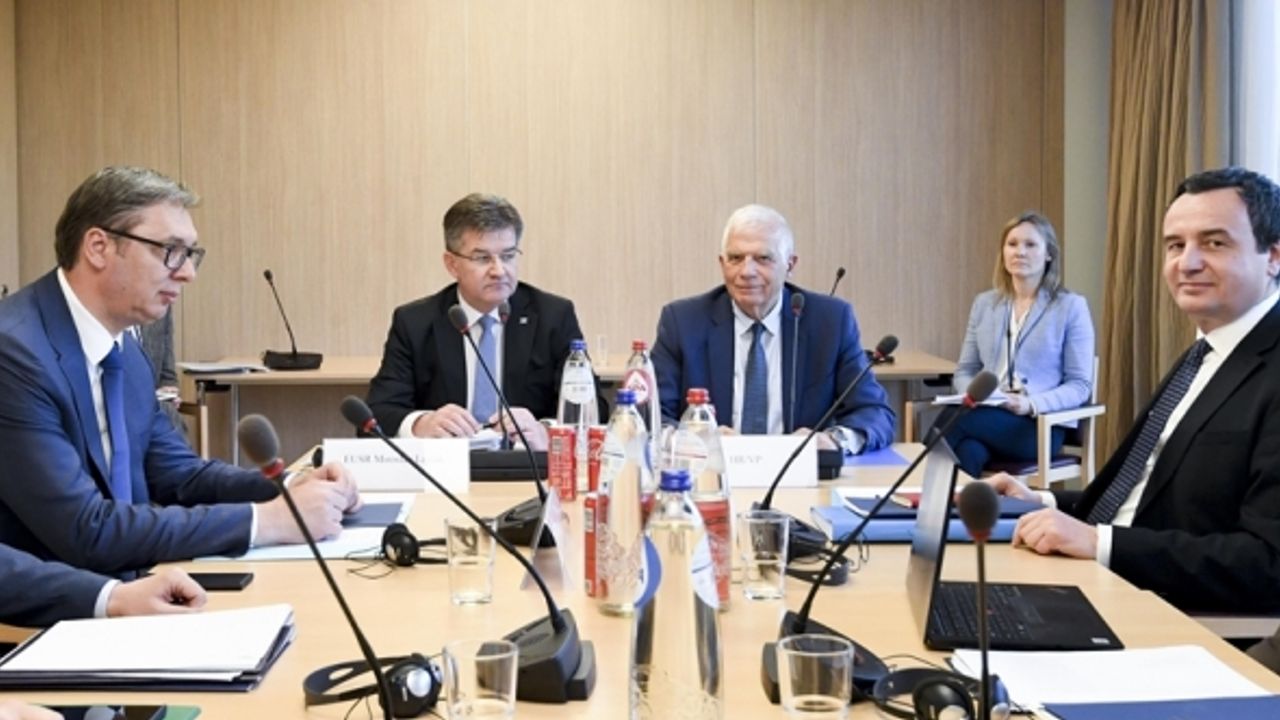 Kosova ve Sırbistan arasında ilk mutabakat