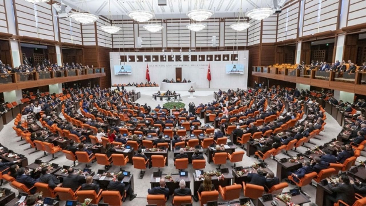 Başörtüsü tasarısı yeniden TBMM'ye geliyor