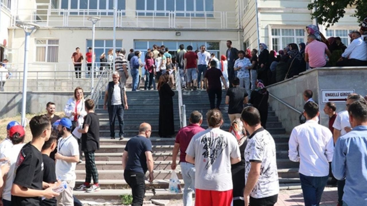 TYT puanı 2 yıl geçerli mi? YKS kaç yıl geçerli?