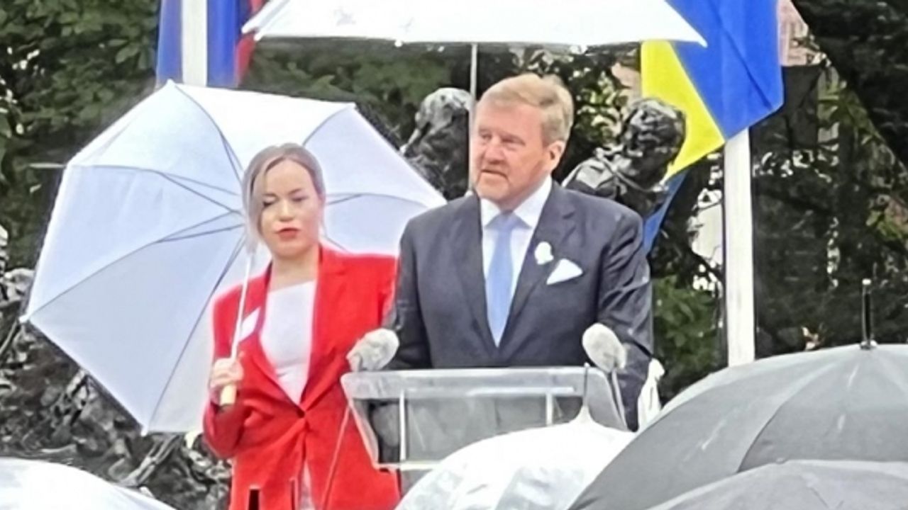Hollanda'nın kölelik tarihi için özür geldi