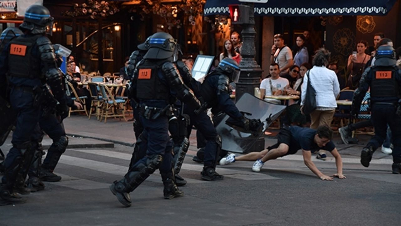 Olaylar çığırından çıktı, Fransa sosyal medyaya müdahale istiyor