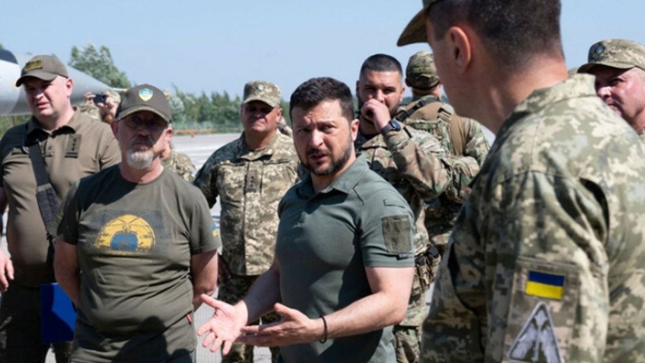 Ukrayna ordusunda rüşvet skandalı patladı
