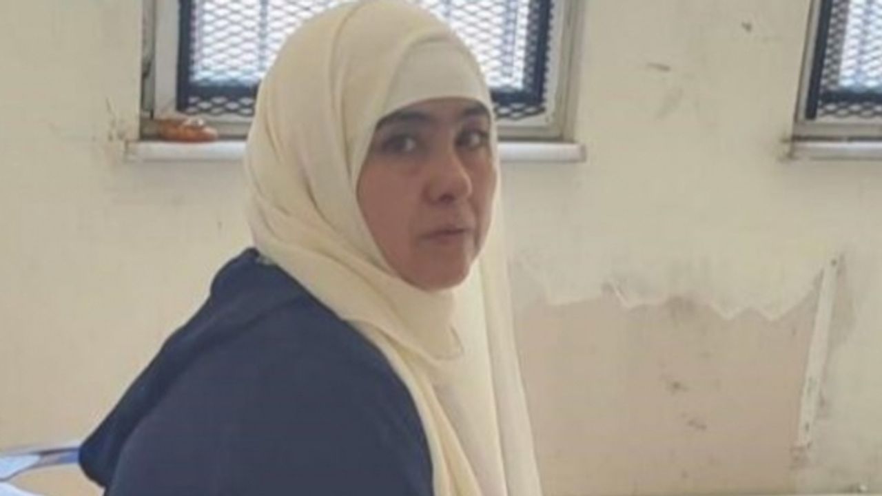 'Annemi Çin'e teslim etme Türkiye!"
