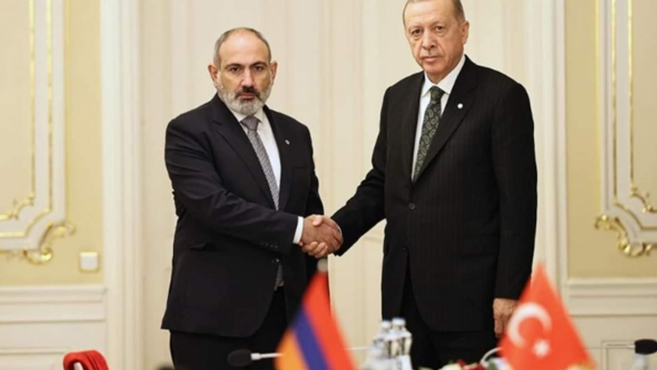 Cumhurbaşkanı Erdoğan, Paşinyan ile görüştü
