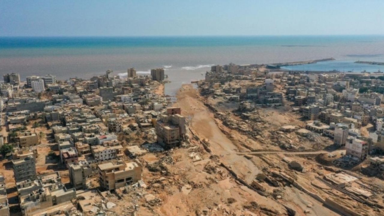 Libya'da sel vurduğu bölgelerin üçte ikisi harabeye döndü