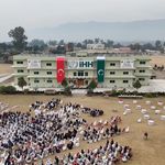 Türk hayırseverler Pakistan'da yetimhane açtı