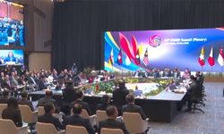 ASEAN'dan bir ilk: Çin ve Körfez ülkeleriyle üçlü zirve