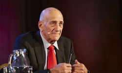 Eski Başbakan Ehud Olmert: Gazze'de savaş suçu işliyoruz