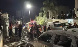 İran İsrail'in Hayfa kentini hipersonik füzelerle vurdu