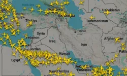 İran hava sahasını kısmen kapattı