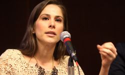 ABD'nin iki yüzlü medyasında bir kahraman çıktı ve İsrail'e meydan okudu