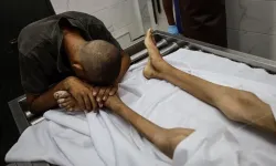 Gazzeli 17 yaşındaki Atıf Ebu Hatır açlıktan öldü
