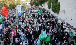 İstanbul’da on binler Gazze’ye destek için ABD Konsolosluğuna yürüdü