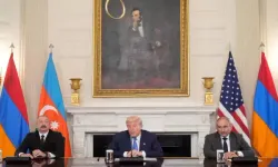 Soykırımın ortağı Trump kendini barış meleği ilan etti