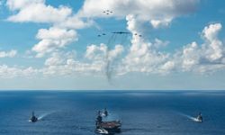 Karayipler'de ABD-Venezuela Gerilimi: USS Gerald R. Ford Uçak Gemisi Bölgeye Gitti