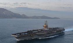İran'dan Basra'daki Amerikan gemilerine uyarı