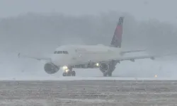 Kar fırtınası Kuzey Amerika'yı vurdu