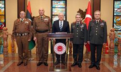 Libya askeri heyetini taşıyan uçak Ankara'da düştü